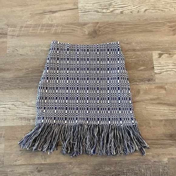 Zara Dresses & Skirts - Zara skirt xs